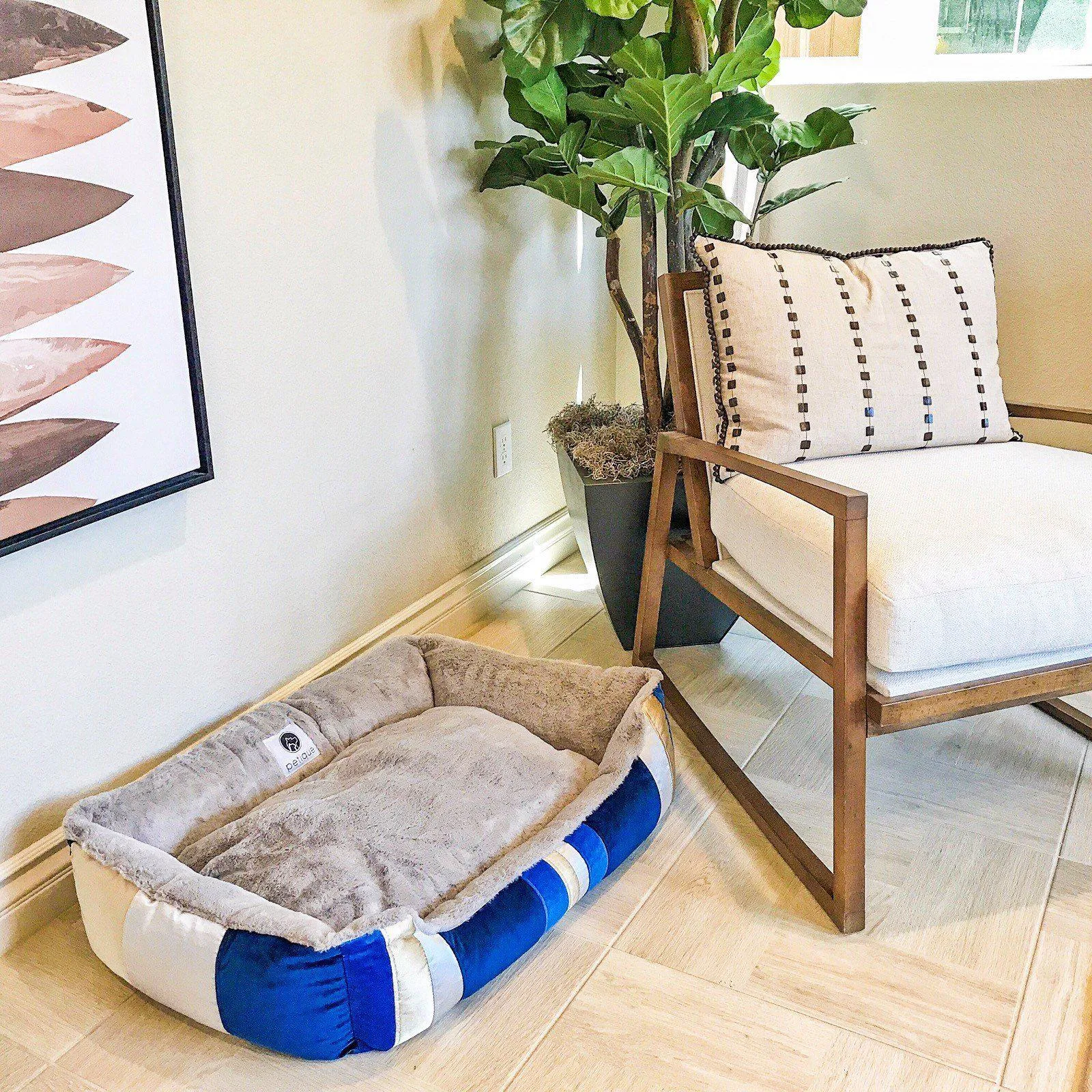Petique Golden Waves Reversible Pet Bed