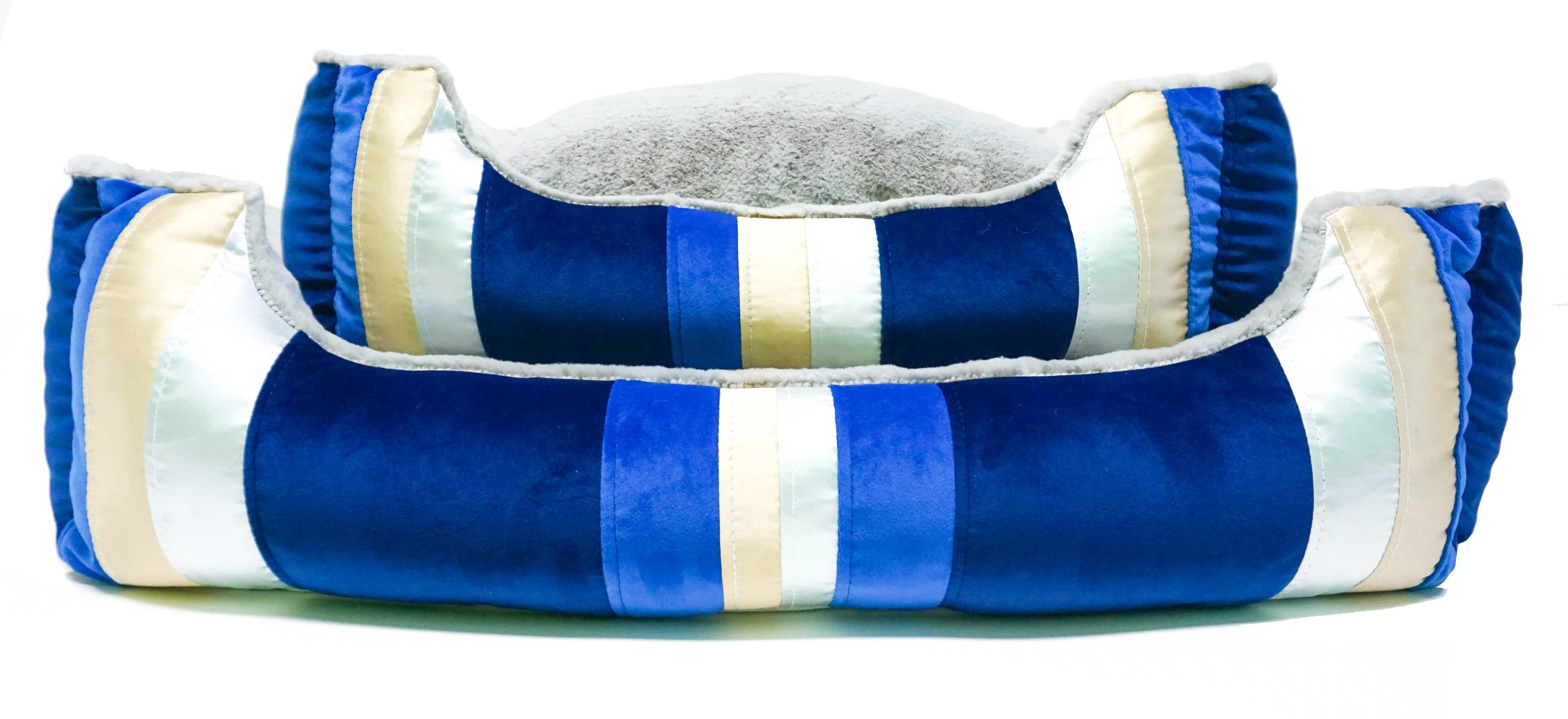 Petique Golden Waves Reversible Pet Bed