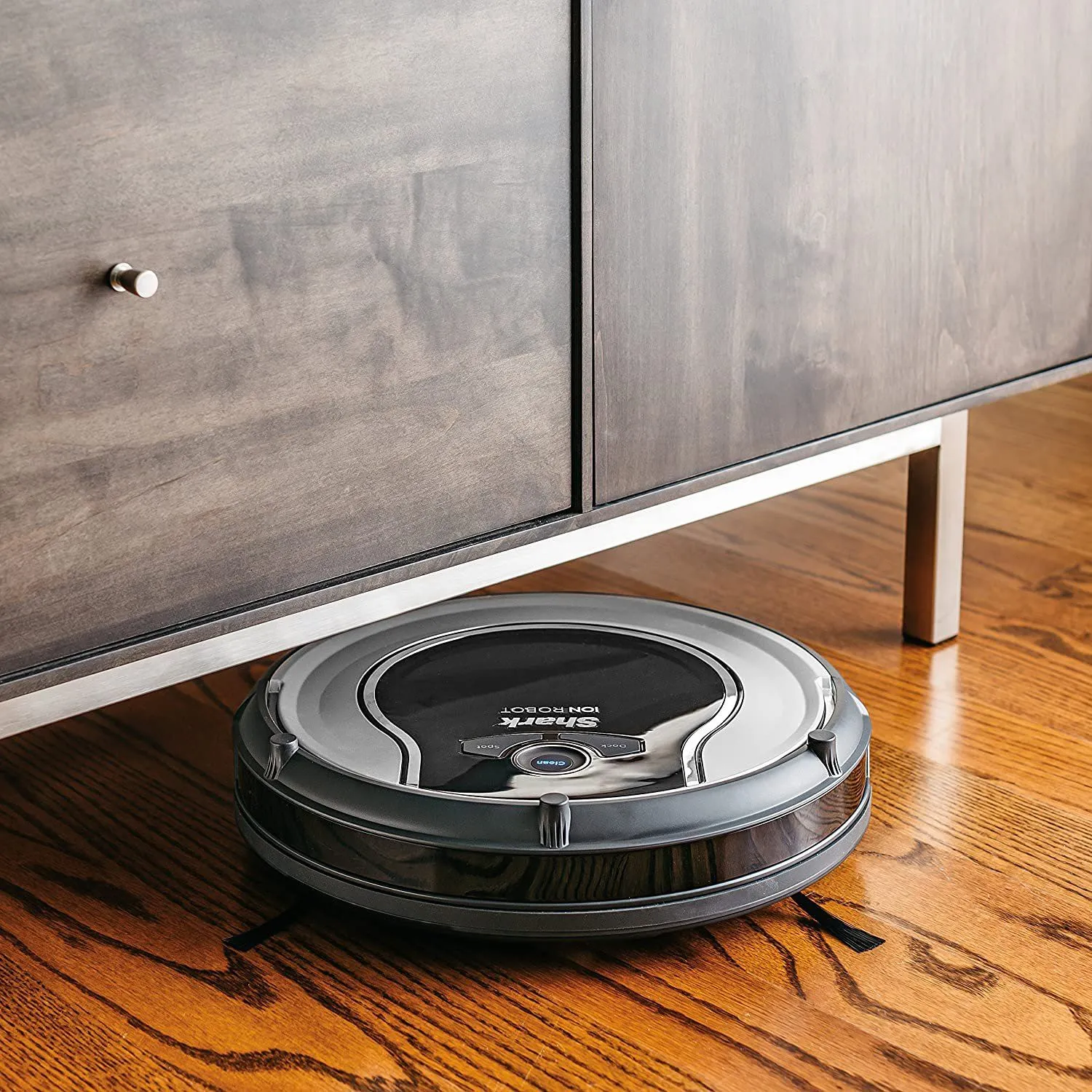Shark ION Robot Vacuum with Optional Scheduled Cleaning RV720 (Refurbished)